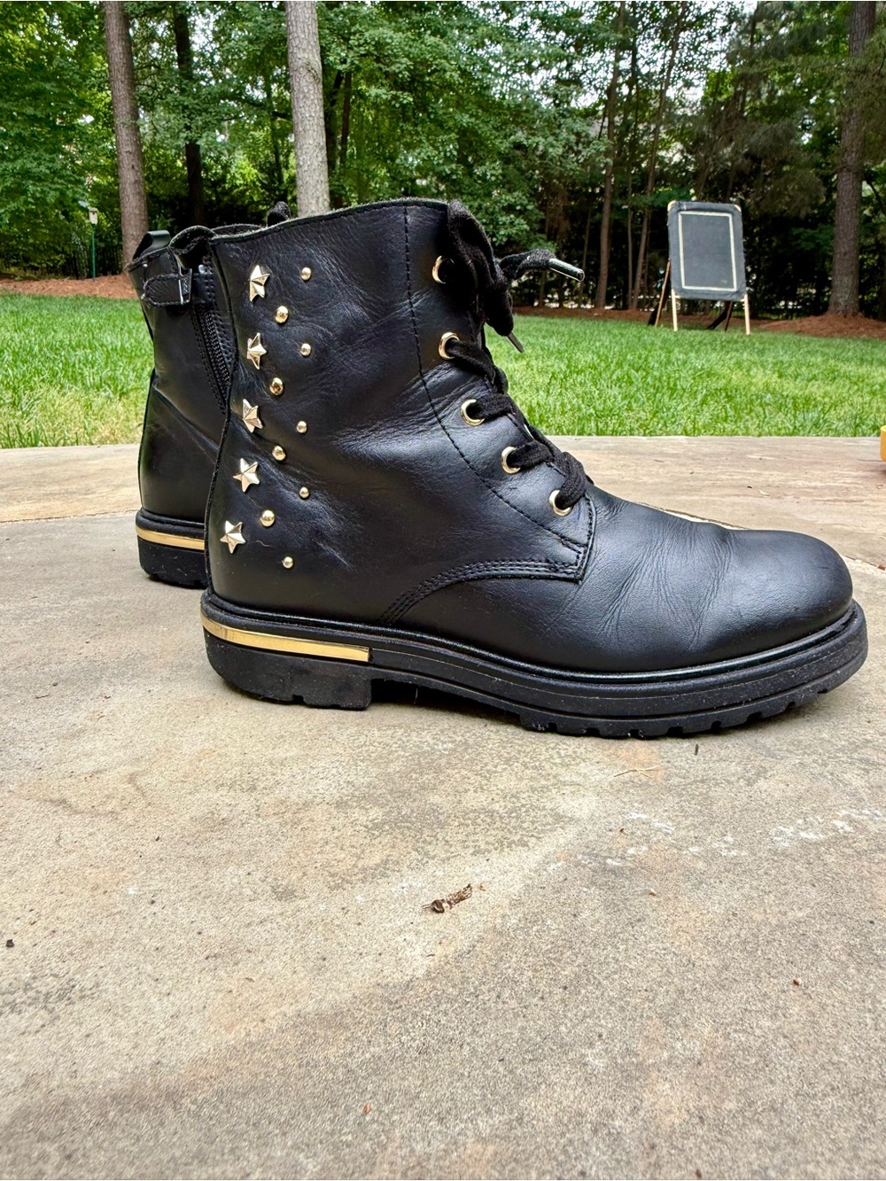Girls Nero Giardini Black Leather Lace-Up Boots with Brass Star Studs Size 34